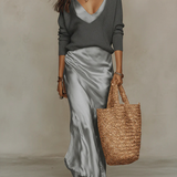 Ana - Vestido elegante midi de cetim com camisola