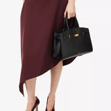 Amélia - Mala Midi Elegante em Pele