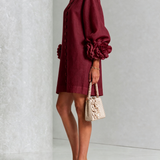 Amara - Mini Robe Elegante com Botões Florais