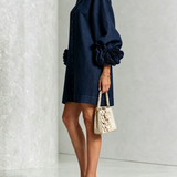 Amara - Mini Robe Elegante com Botões Florais