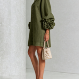 Amara - Mini Robe Elegante com Botões Florais