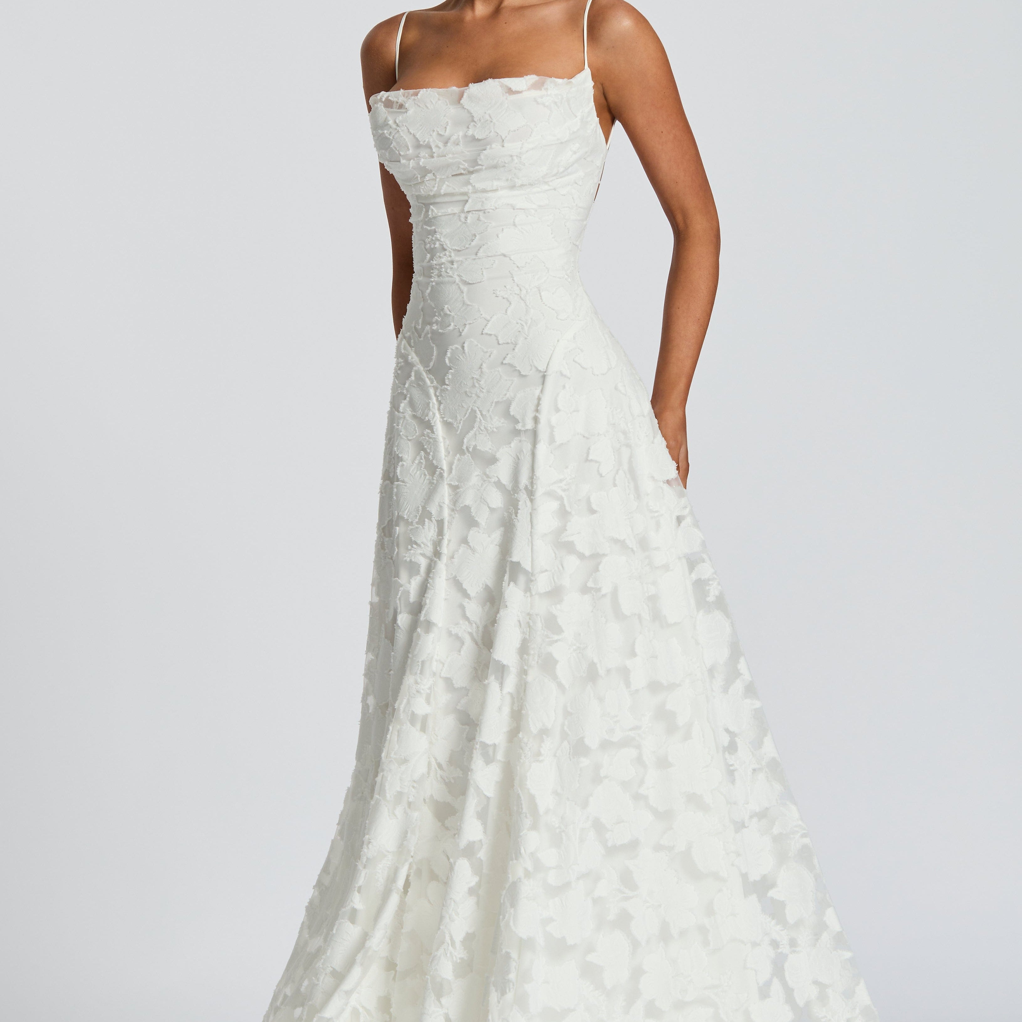 Virginia - Vestido maxi com decote em cascata